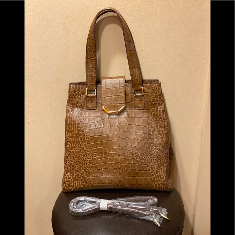 ❤️Brooks Brothers Cognac Croc Embossed Tote.